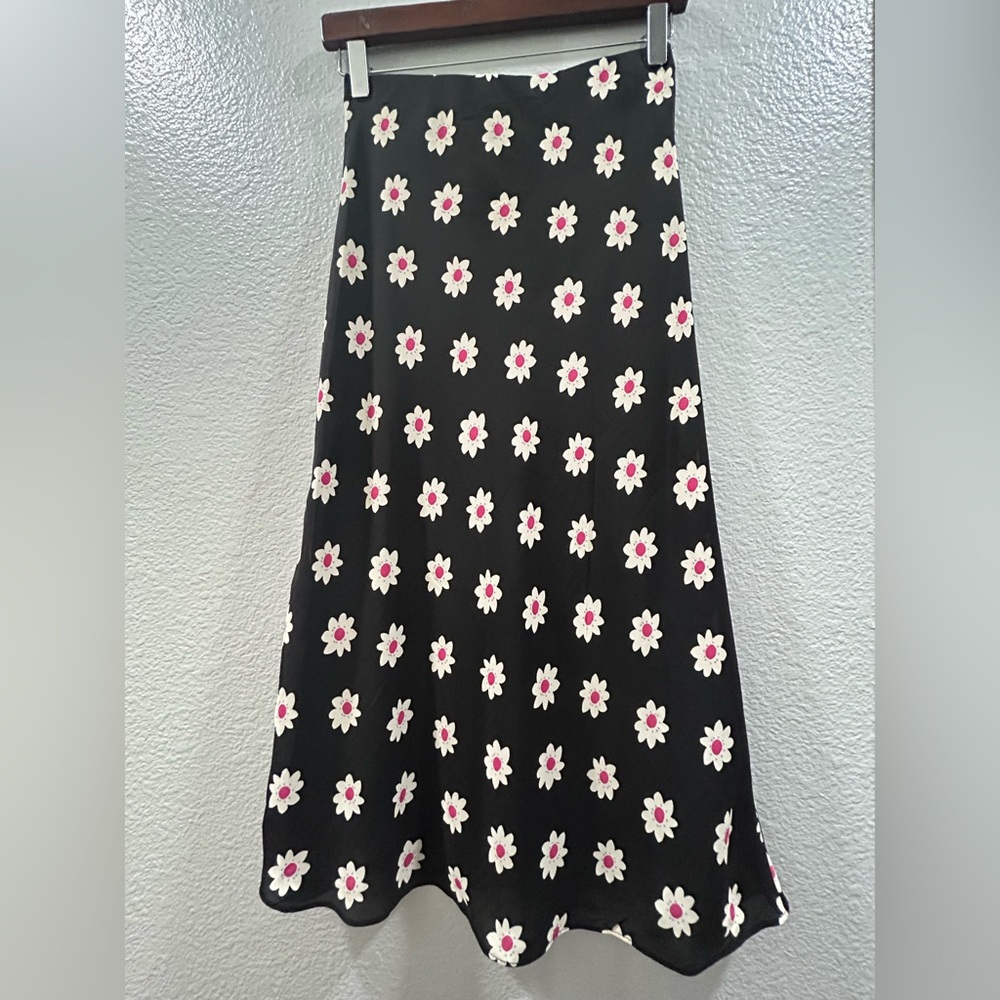 BP. Black Daisy Print Skirt